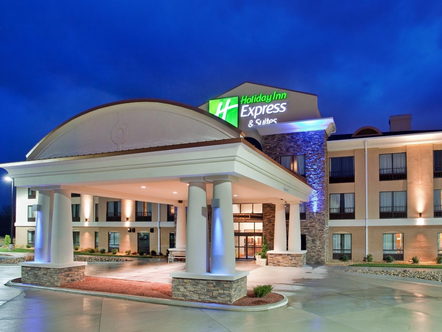 Holiday Inn Express Hotel And Suites Saint Robert By Ihg Extérieur photo