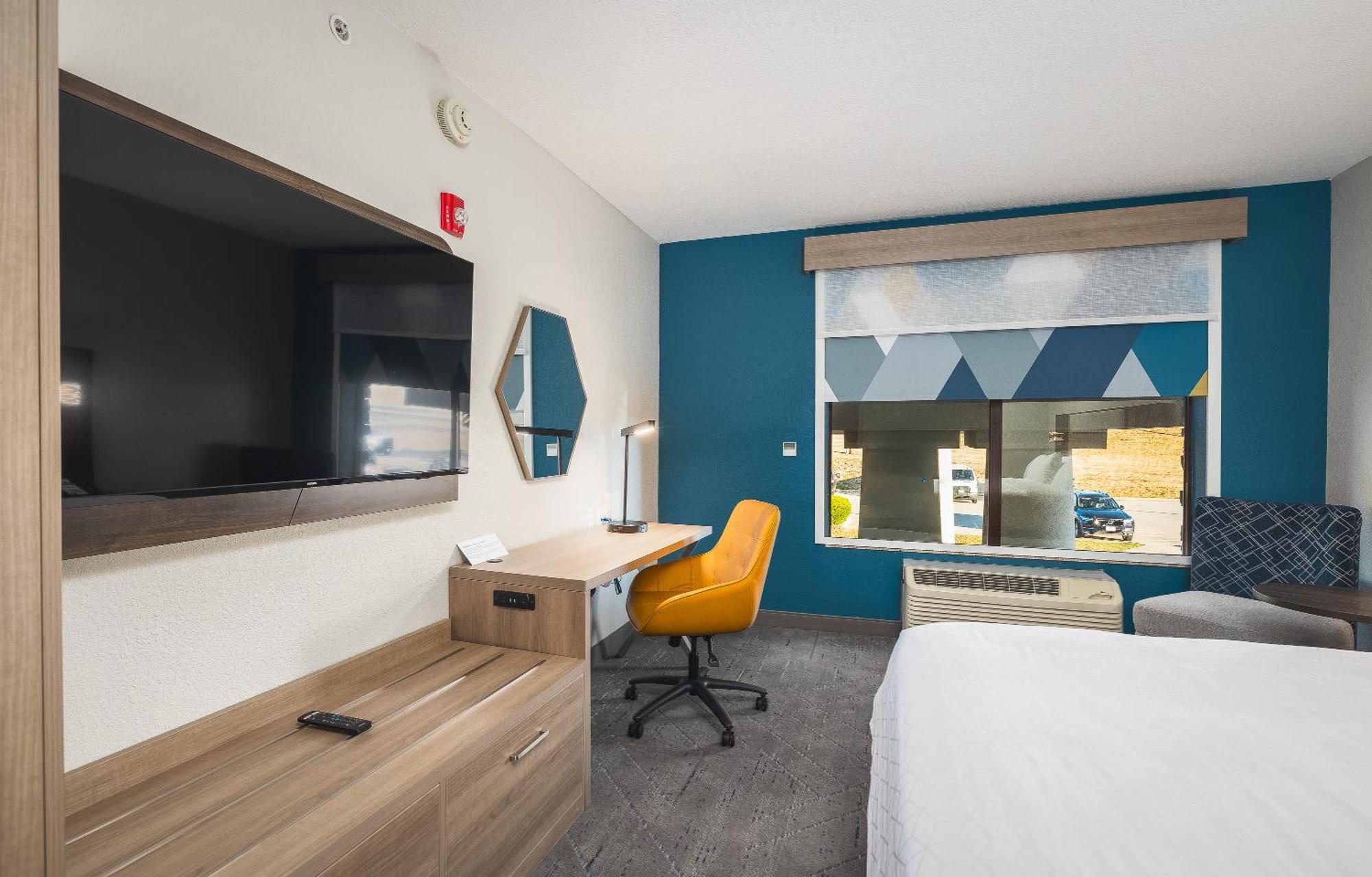 Holiday Inn Express Hotel And Suites Saint Robert By Ihg Extérieur photo