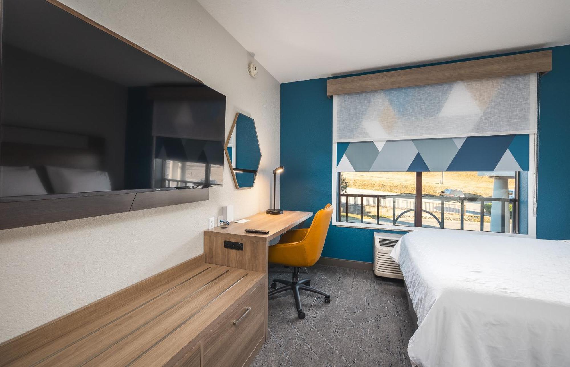 Holiday Inn Express Hotel And Suites Saint Robert By Ihg Extérieur photo