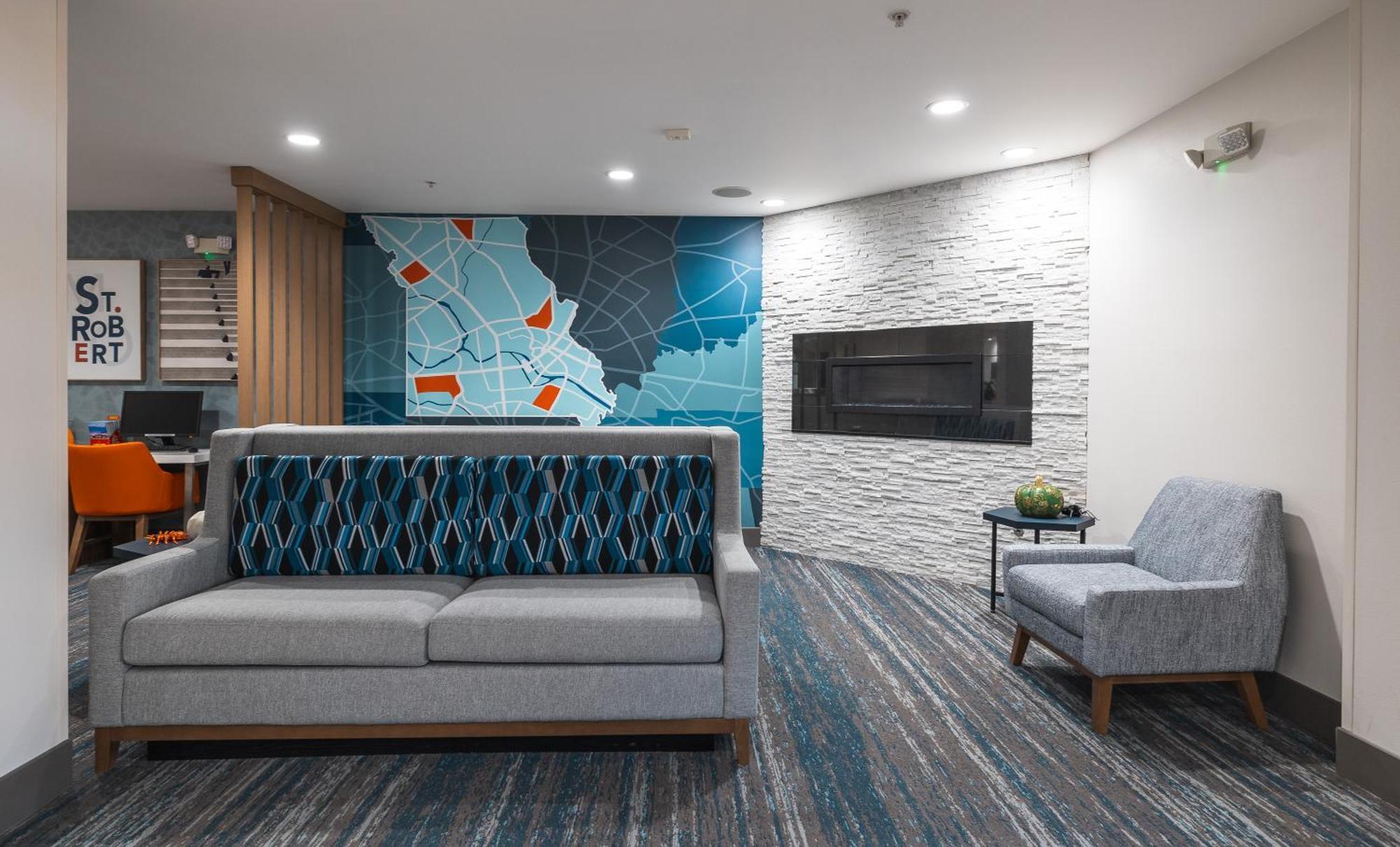 Holiday Inn Express Hotel And Suites Saint Robert By Ihg Extérieur photo