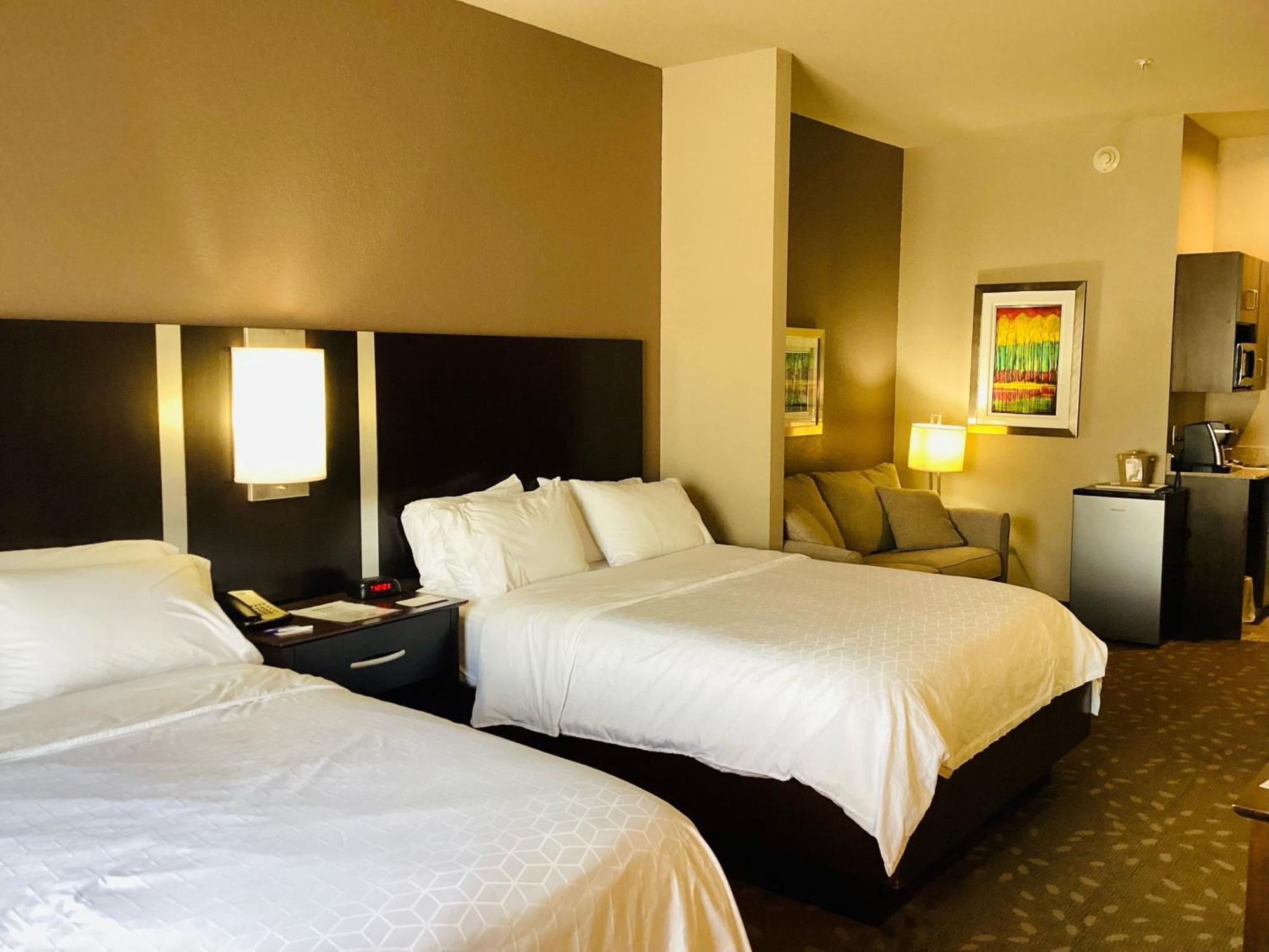 Holiday Inn Express Hotel And Suites Saint Robert By Ihg Extérieur photo