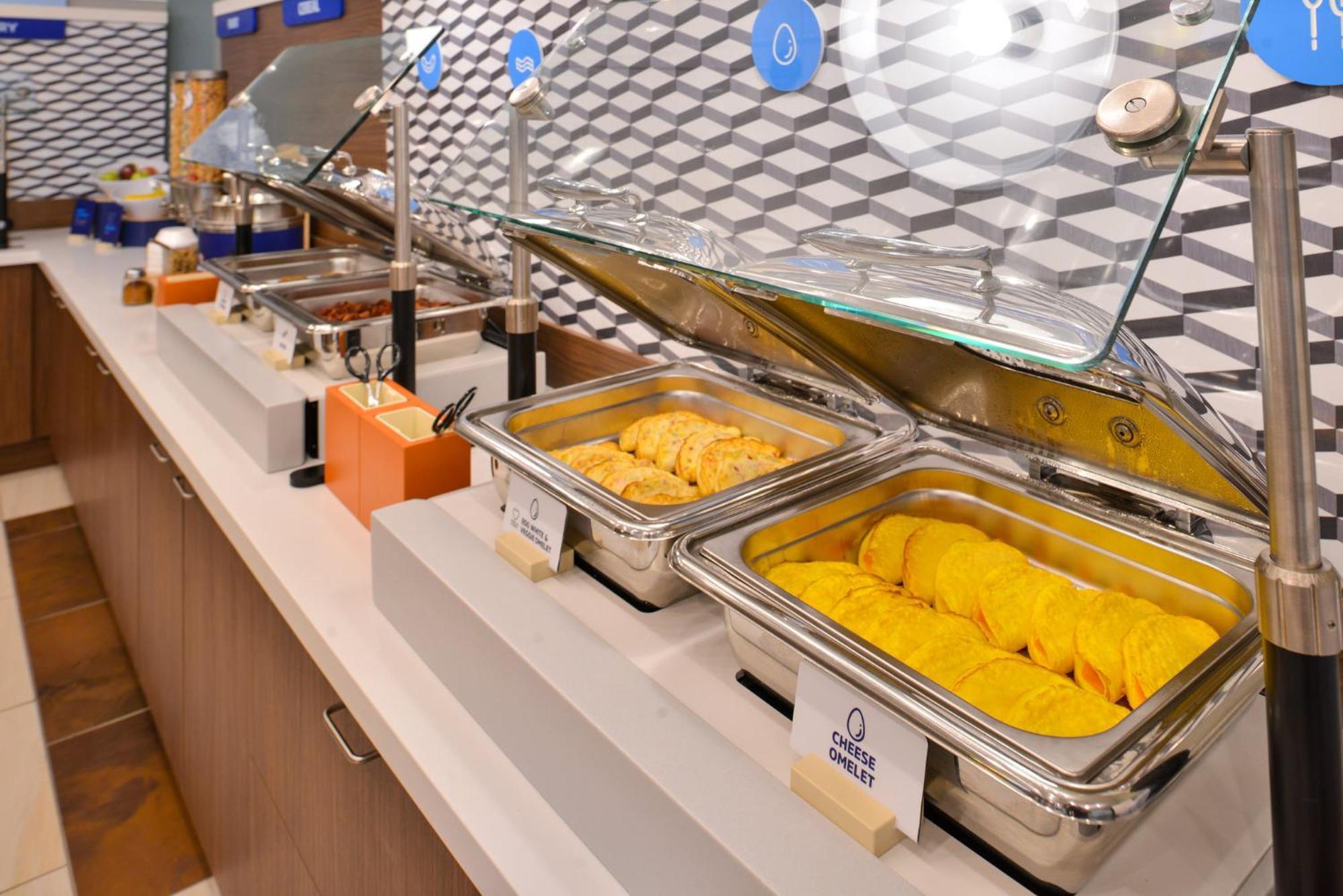 Holiday Inn Express Hotel And Suites Saint Robert By Ihg Extérieur photo